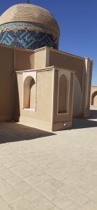 ۴. کاربردها آجر سنتی را می دانید ؟